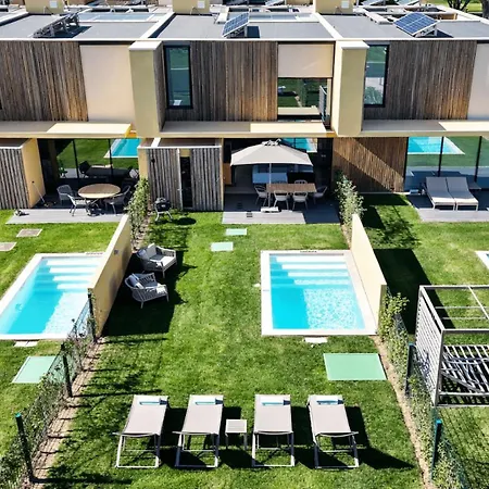 Nyaraló Rimah, Sunny Algarve, Entire 